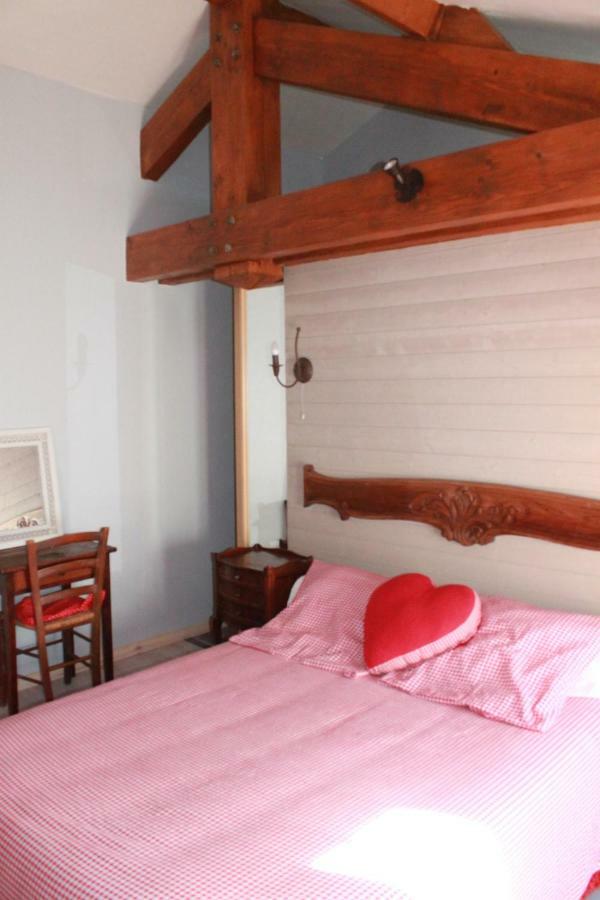 Belle Maison De Montagne Casteil Buitenkant foto